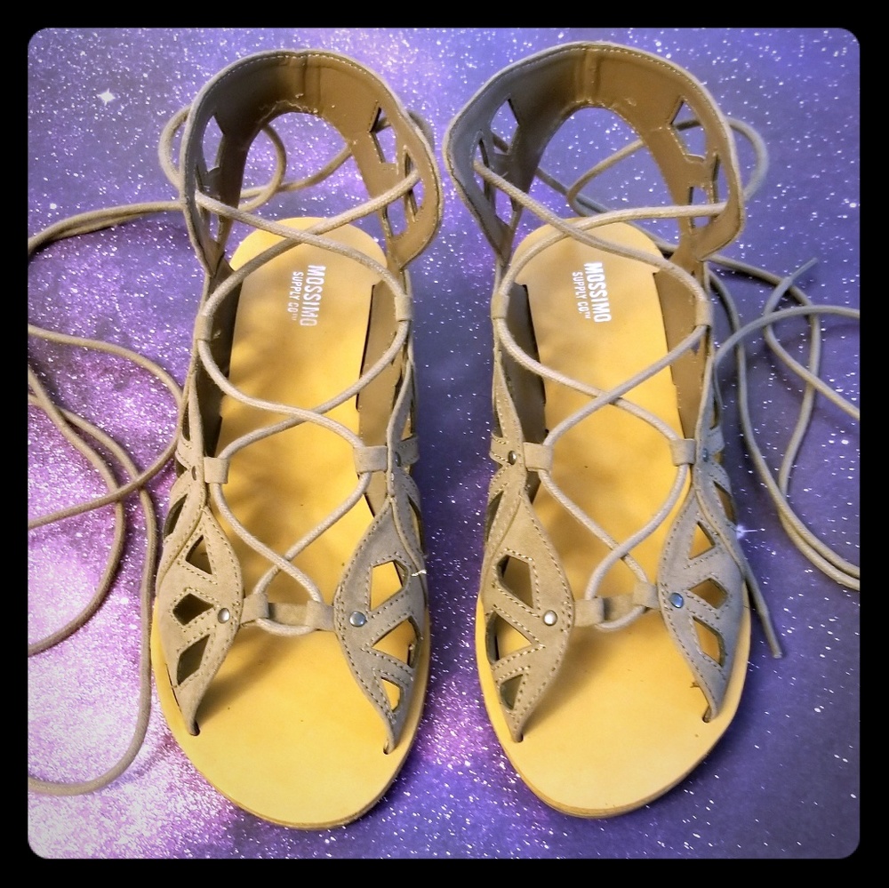 Tie Up Sandals W 8.5 (Mossimo Supply Co- Target)